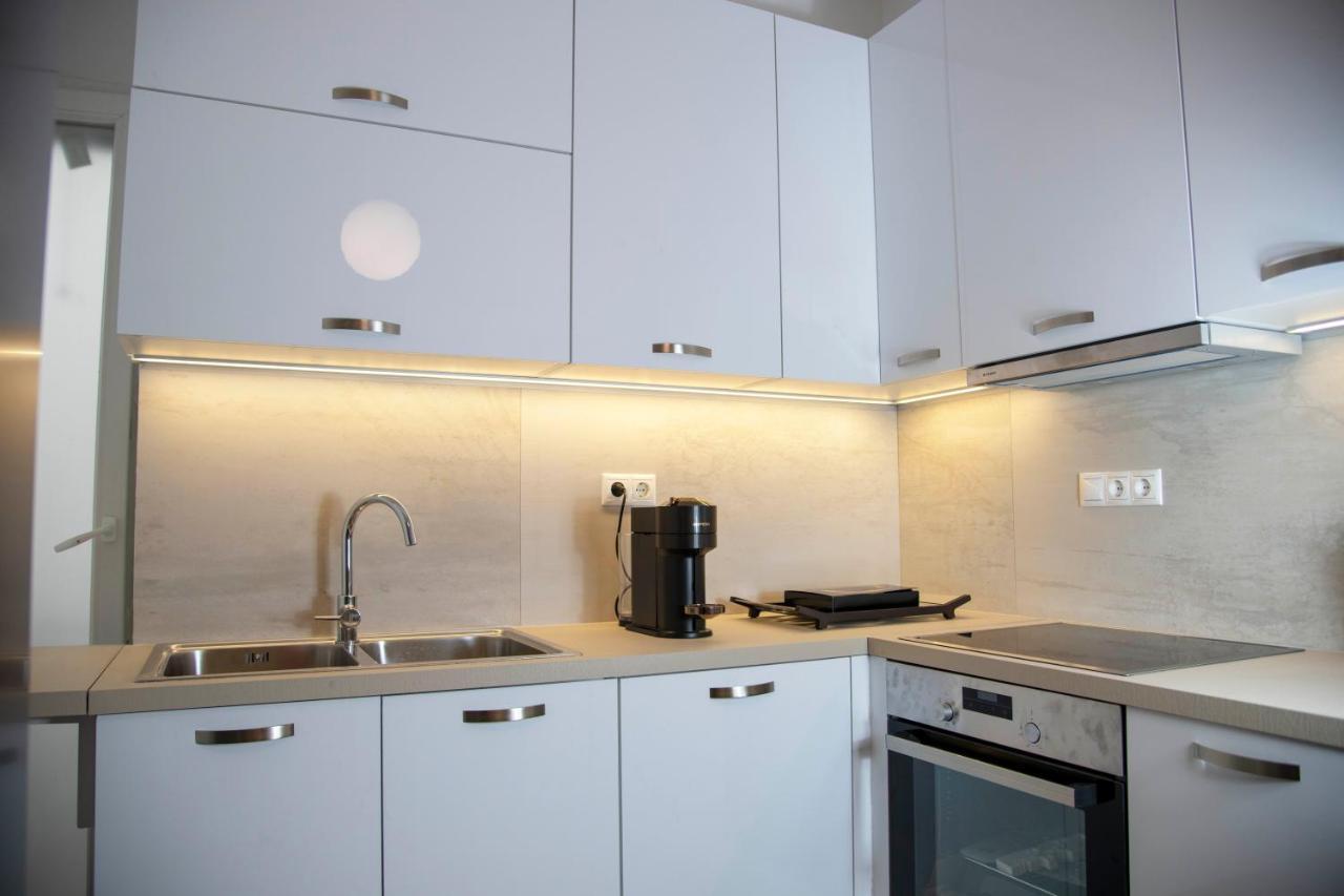 Marianna'S Stylish Brand New Apt In The Heart Of אתונה מראה חיצוני תמונה